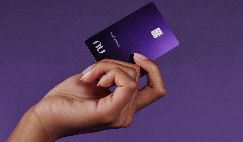 Cartão de Crédito Nubank Ultravioleta